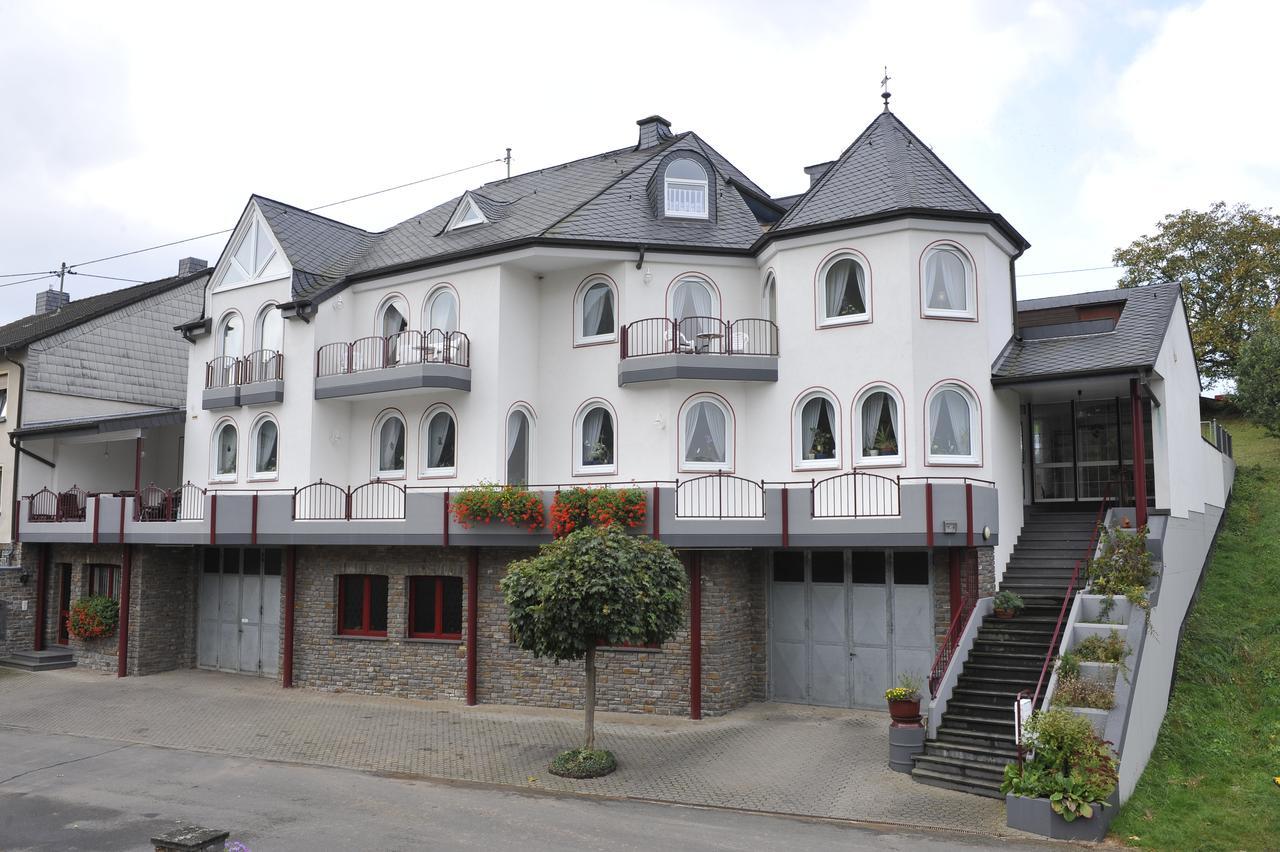 Ferienweingut Arnold Fuhrmann & Sohn Hotel Ellenz-Poltersdorf Exterior photo